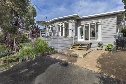 Sunset On Scott - Relax In Tranquility & Style - Accommodation Search 0