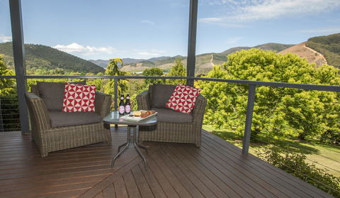 Abbys Cottages Bright - Accommodation Search 7