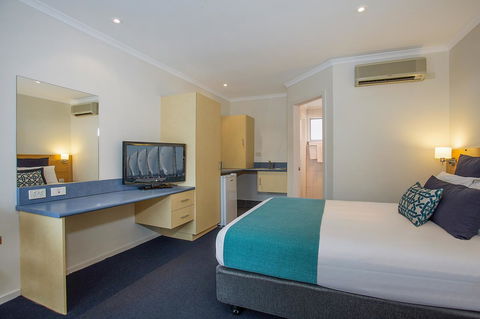 Hamilton Townhouse Motel - Accommodation Search 20