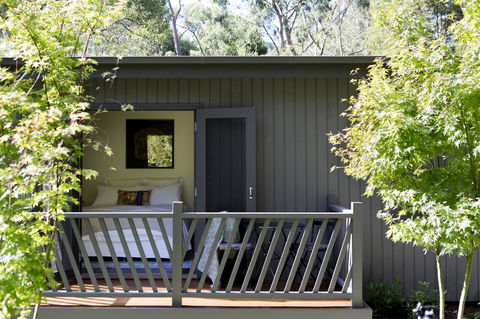 Botanica Editions - Accommodation Search 20