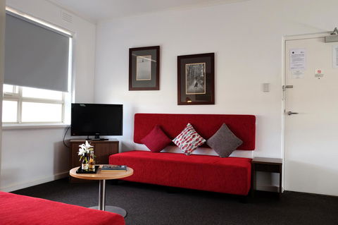MAC South Yarra By Melbourne Apartment Collection - Accommodation Search 3