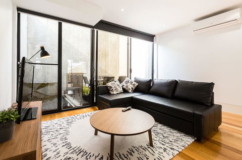 RenÃ©e - Beyond A Room Private Apartments - Accommodation Search 11