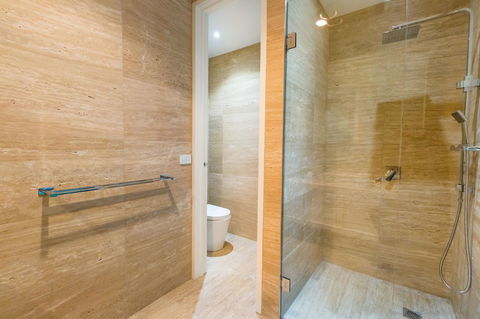 RenÃ©e - Beyond A Room Private Apartments - Accommodation Search 9