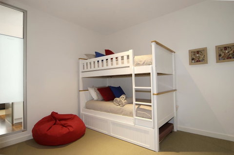 C-Scape Water Front Apartment - Accommodation Search 7