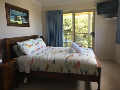 Ocean View Beach House - Accommodation Search 9