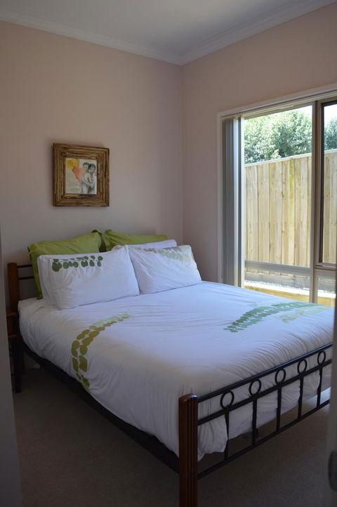 Ocean View Beach House - Accommodation Search 13