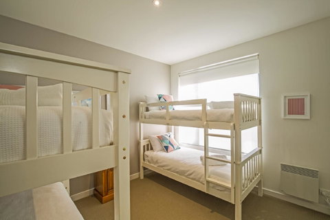 C-Scape Esplanade Cowes - Accommodation Search 16