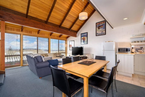 FOUNTAINS 3, Mount Hotham - Accommodation Search 2