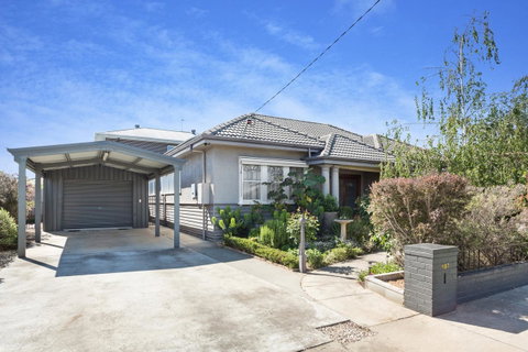 HogmortHomes Neale Street - Accommodation Search 0