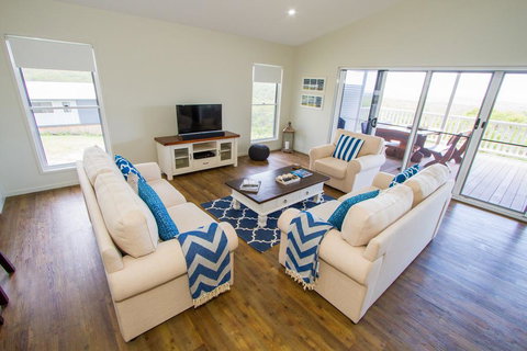 The Boat House - Accommodation Search 0