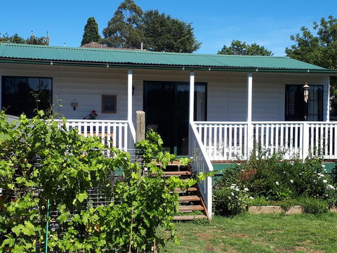 The Bohemian Art Studio - Accommodation Search 2