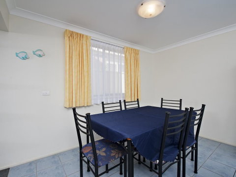 The Breakers, 16B Government Road - Accommodation Search 3