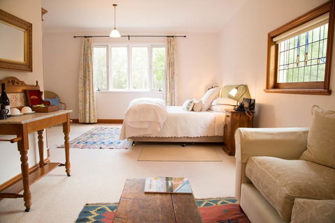 The Carriages Boutique Hotel And Vineyard - Accommodation Search 1