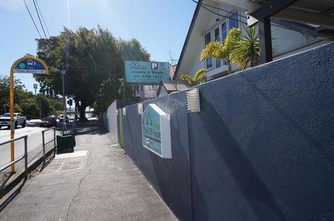 The Cliff House - Accommodation Search 0