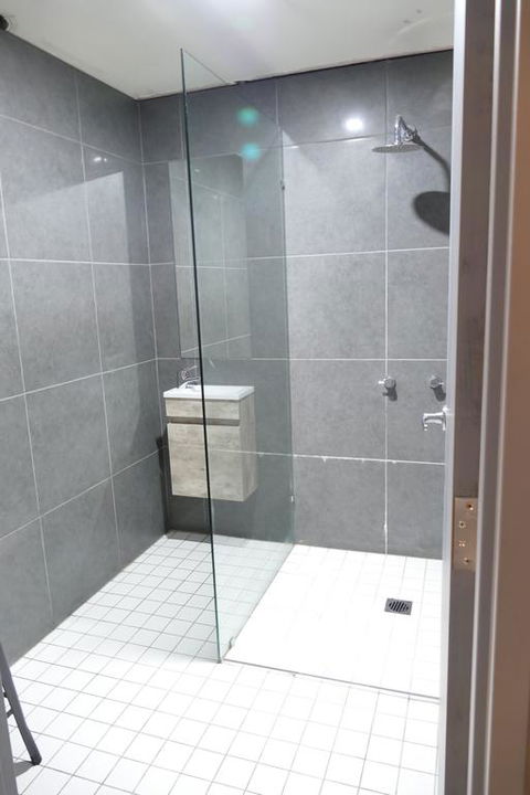 The Crown & Anchor Hotel - Accommodation Search 1