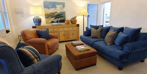 The Dewhurst - Sophisticated Entire CBD Apartment - Accommodation Search 0