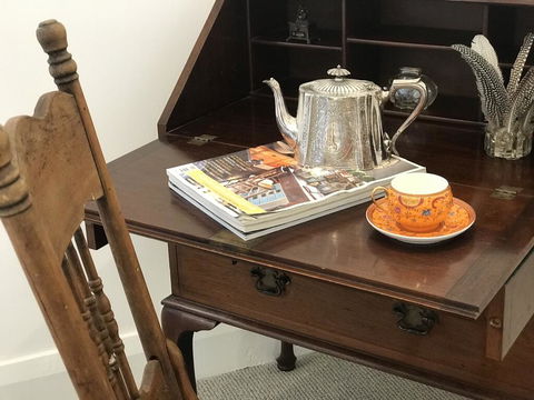 The Dewhurst - Sophisticated Entire CBD Apartment - Accommodation Search 1