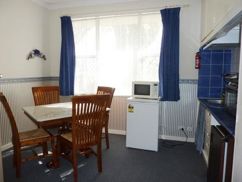 The Doo Drop Inn - Accommodation Search 1