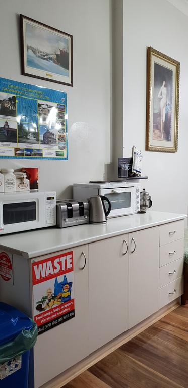 The Eastern Hotel - Accommodation Search 0