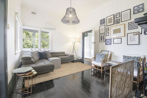 The Gardener's Cottage - Accommodation Search 1