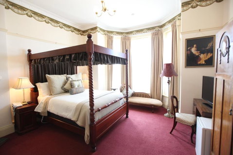 The Grand On Macfie - Accommodation Search 2