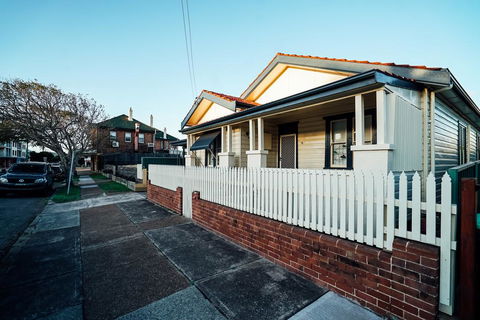 The Greenroof - Accommodation Search 1