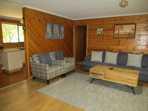 The Hideout - Accommodation Search 3