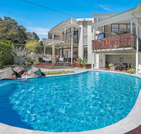 The Lighthouse Noosa Hill - Accommodation Search