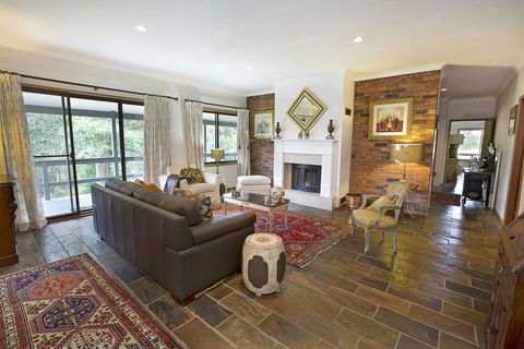 THE MAPLES - Accommodation Search 1