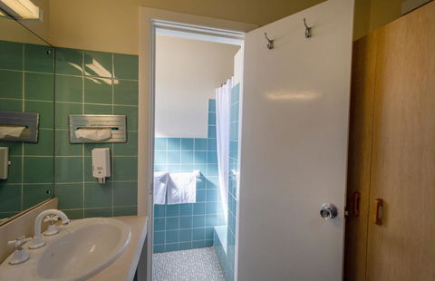The Midcity Motor Lodge - Accommodation Search 3