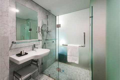 The Nest - Spacious Studio On Newcastle St With Roof Terrace - Accommodation Search 2