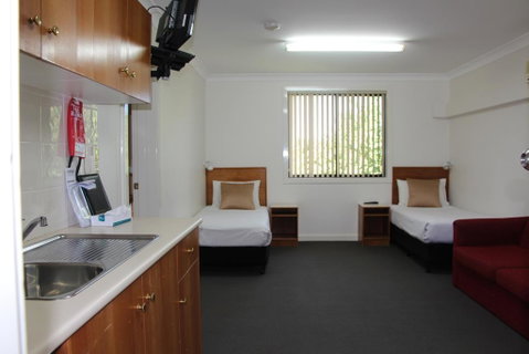 The Pioneer Way Motel - Accommodation Search 3