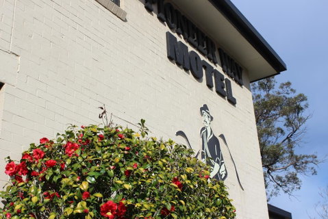 The Pioneer Way Motel - Accommodation Search 0