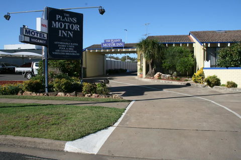 The Plains Motor Inn - Accommodation Search 0