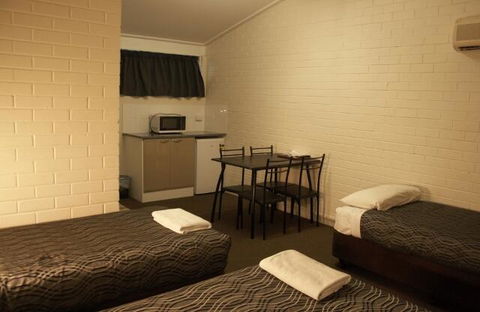 The Plains Motor Inn - Accommodation Search 3