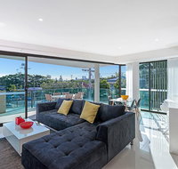 The Princess of Bulimba - Executive 3BR Bulimba Apartment with Large Balcony Next to Oxford St - Accommodation Search