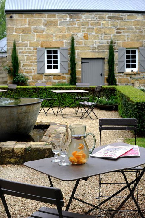 The Red Feather Inn - Accommodation Search 3