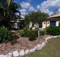 The Red Piranha - Rainbow Beach Close to everything air con and pet friendly - Accommodation Search