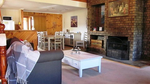The Retreat On Matthew - Accommodation Search 0