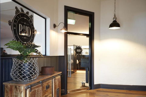 The Royal Hotel, Drouin - Accommodation Search 0