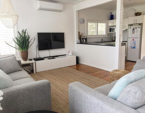 The Seaside Beachhouse Mollymook - Accommodation Search 2