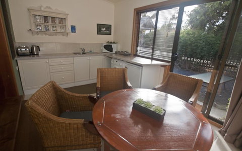 The Shingles Riverside Cottages - Accommodation Search 1