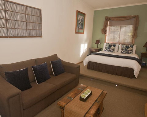 The Shingles Riverside Cottages - Accommodation Search 3