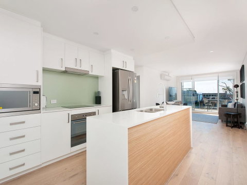 The Shoal Apartments, Unit 304/4-8 Bullecourt Street - Accommodation Search 1