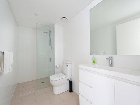 The Shoal Apartments, Unit 304/4-8 Bullecourt Street - Accommodation Search 3