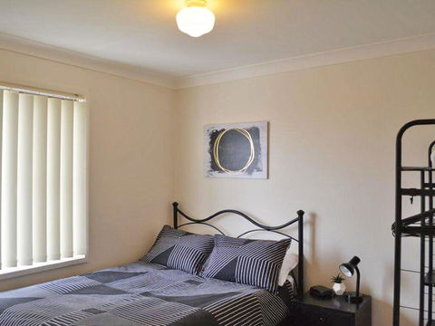 The Verandah', 9 Hanson Avenue - Fantastic Child Friendly Home - Accommodation Search 1