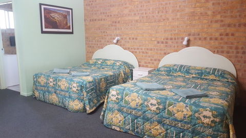 Tiaro Motor Inn - Accommodation Search 0