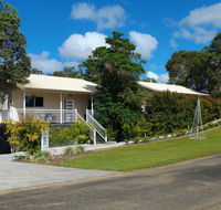 Tinaroo Sunset Retreat - Accommodation Search