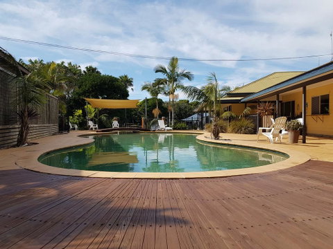 Tiona Holiday Park - Accommodation Search 1