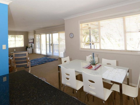 Tokelau Townhouse 1 - Accommodation Search 2